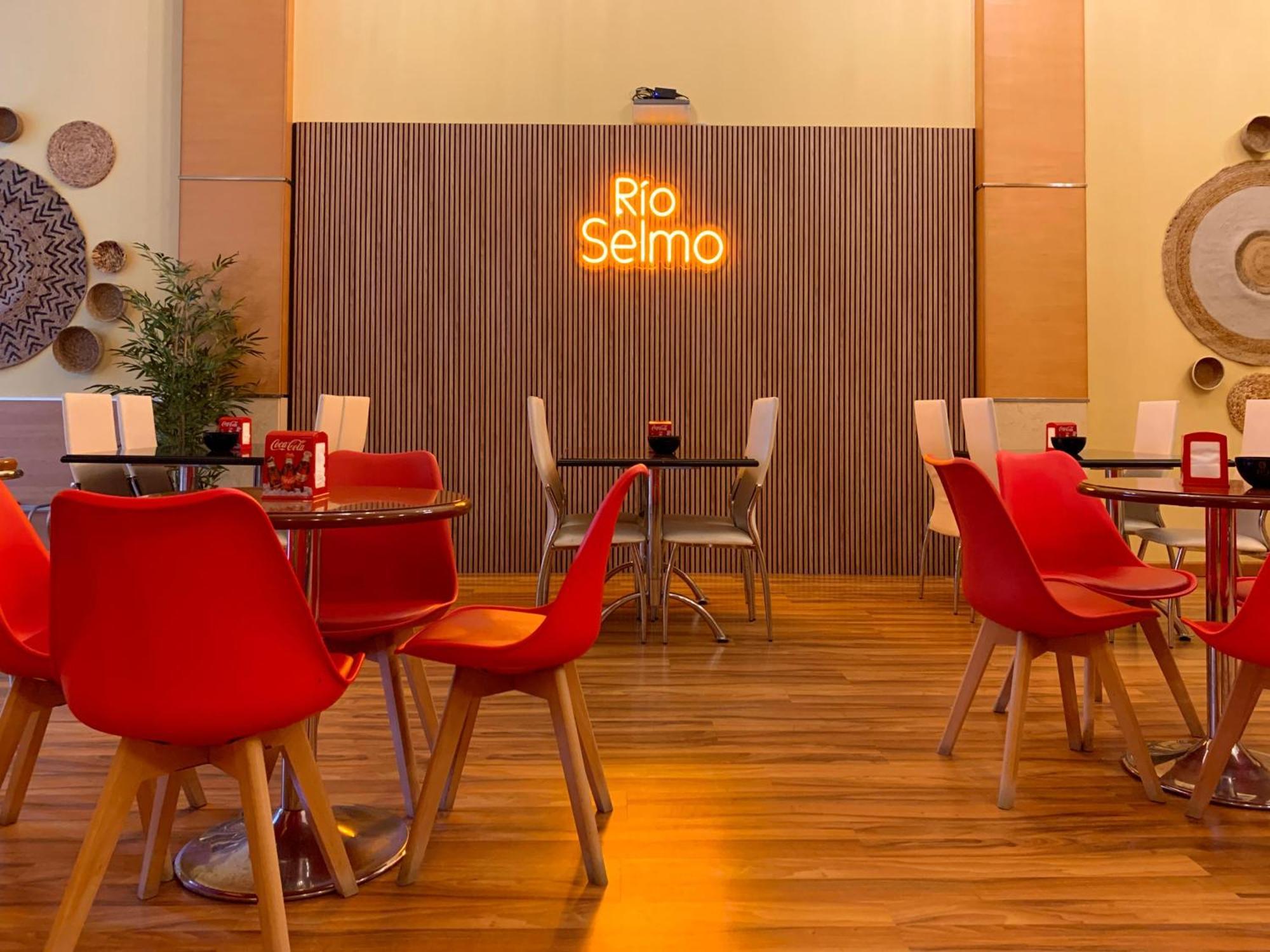 Hostal Rio Selmo Ponferrada Exteriér fotografie