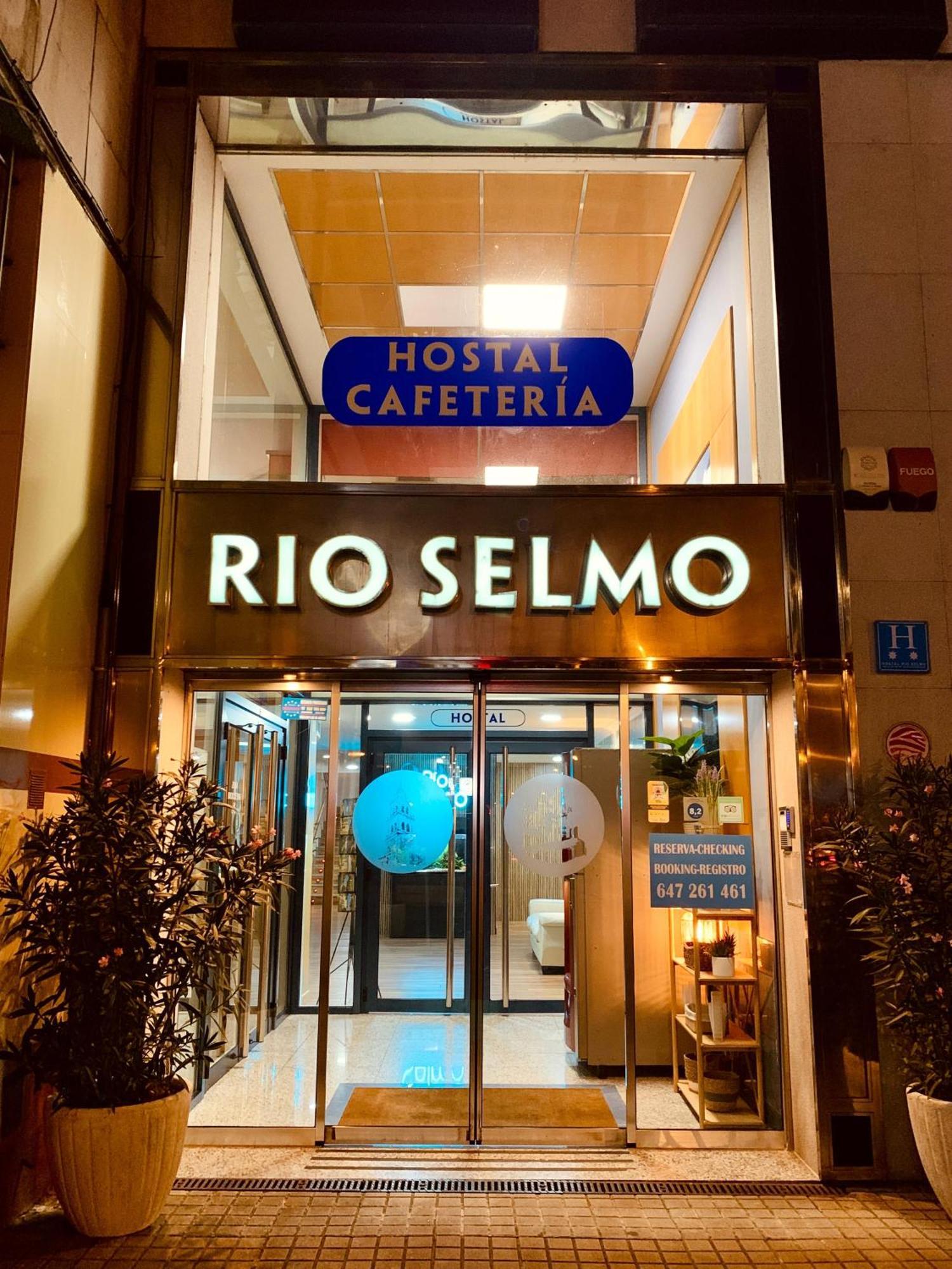 Hostal Rio Selmo Ponferrada Exteriér fotografie